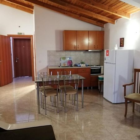 Irini Apartments ケラモティ エクステリア 写真