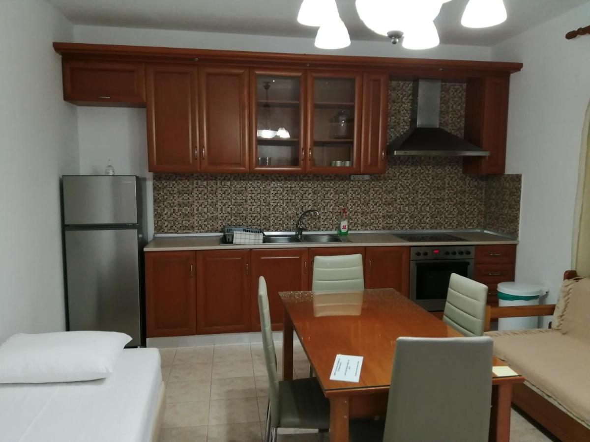 Irini Apartments ケラモティ エクステリア 写真