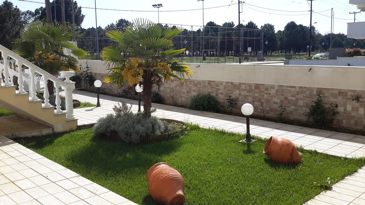 Irini Apartments ケラモティ エクステリア 写真