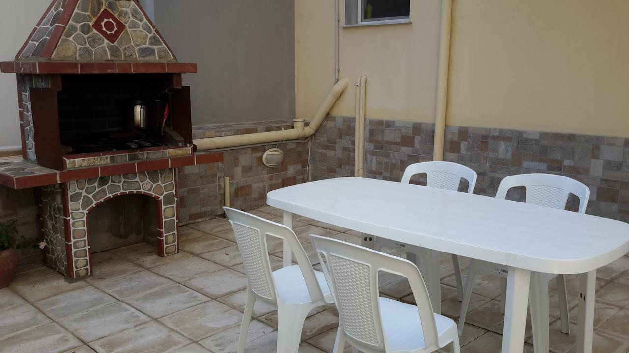 Irini Apartments ケラモティ エクステリア 写真