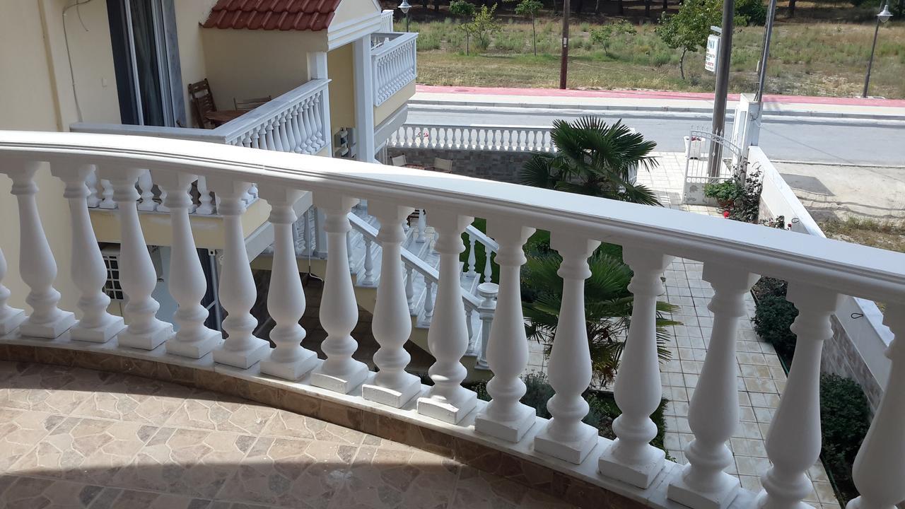 Irini Apartments ケラモティ エクステリア 写真