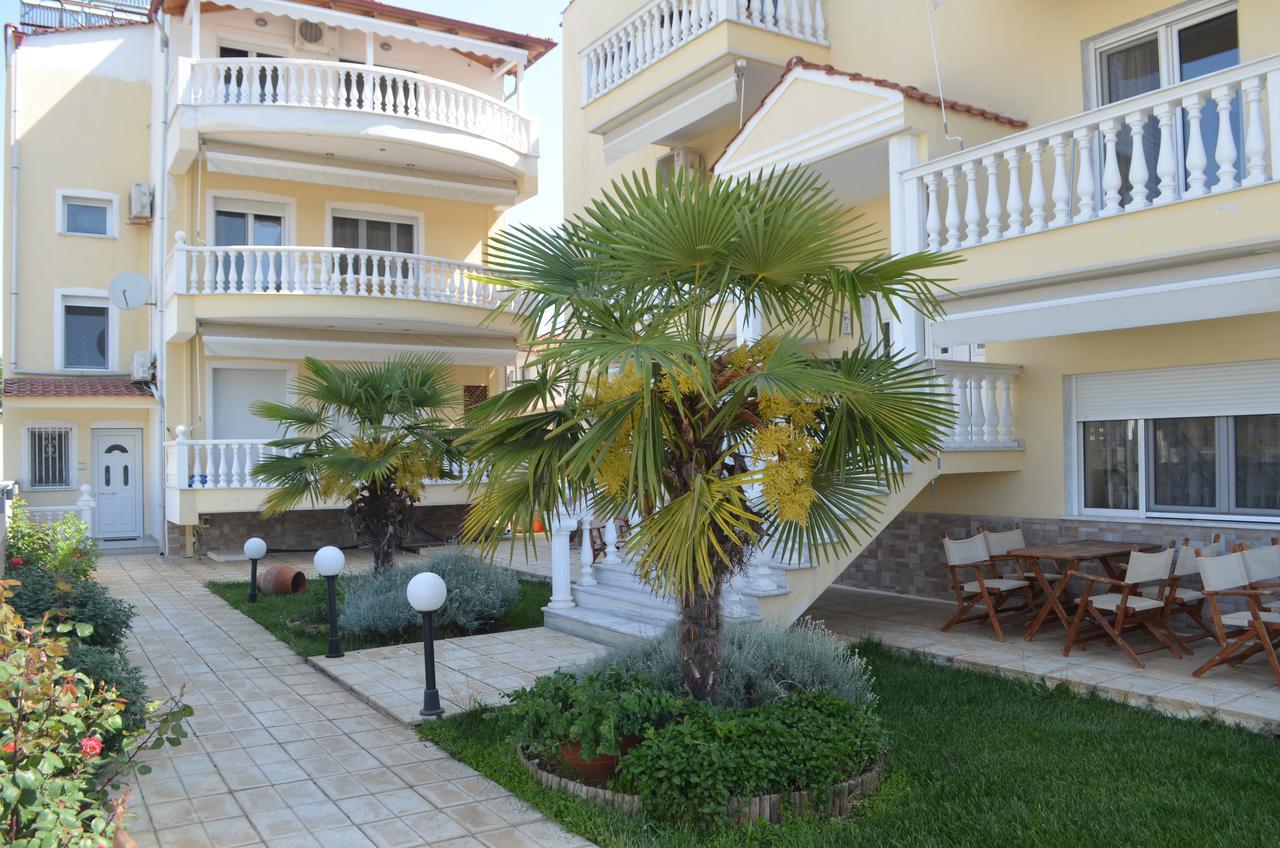 Irini Apartments ケラモティ エクステリア 写真