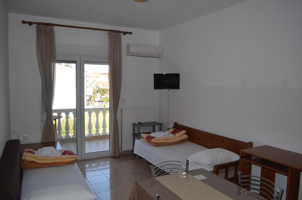 Irini Apartments ケラモティ エクステリア 写真